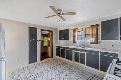 Apt 2 Kitchen