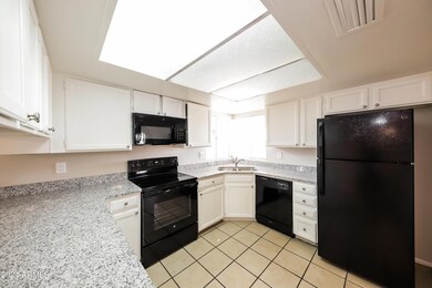 5664 N 48th Ln, Glendale, AZ 85301 - photo 7