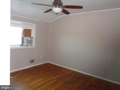 7816 Charlesmont Rd, Dundalk, MD 21222 - photo 6