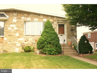 197 Dimarco Dr, Philadelphia, PA 19154 - photo 2