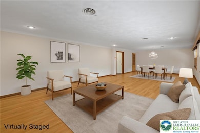 871 Robin Hood Dr, Allentown, PA 18103 - photo 6