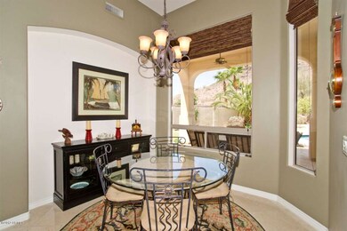 Mt stone breakfast nook