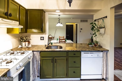 401 Society Place unit A1, Newtown, PA 18940 - photo 4