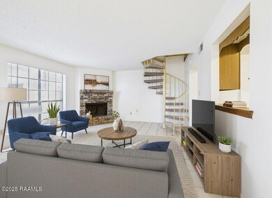 108 Shekel Dr unit C, Lafayette, LA 70508 - photo 2