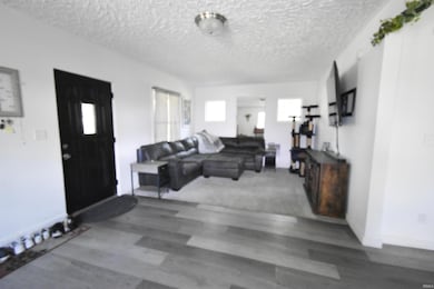 817 Grace Ave, Elkhart, IN 46516 - photo 7