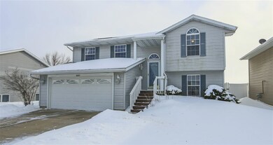 4041 Jill Dr, Waterloo, IA 50701 - photo 2