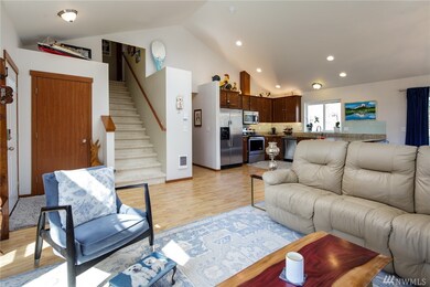 4606 Elmwood Dr, Blaine, WA 98230 - photo 7