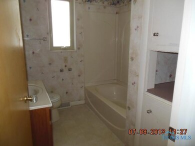 2657 Nash Rd, Toledo, OH 43613 - photo 5