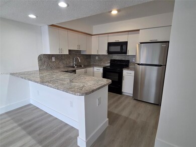 8888 SW 131st Ct unit 308, Miami, FL 33186 - photo 3