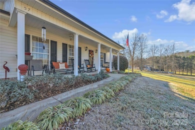 57 Riverview Rd, Taylorsville, NC 28681 - photo 4