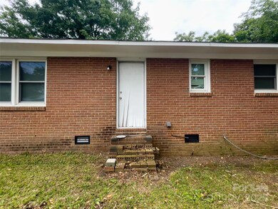 102 Wilson St, Clover, SC 29710 - photo 2