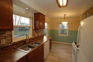 1691 Northridge Rd, Columbus, OH 43224 - photo 5