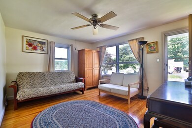 466 Westfield Rd, Holyoke, MA 01040 - photo 3