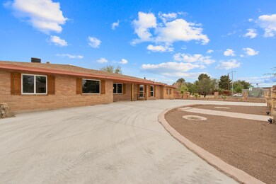 300 Rose Ln, El Paso, TX 79915 - photo 4