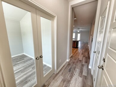 8819 Straight Oaks, San Antonio, TX 78254 - photo 4
