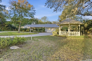 348 County Road 381, San Antonio, TX 78253 - photo 4