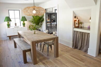 Dining 3