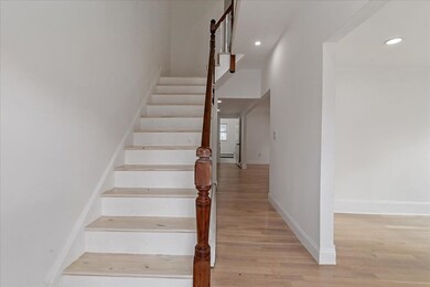 19 Royal St, Lowell, MA 01851 - photo 3