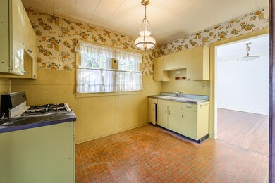 5300 W Wellington Ave, Chicago, IL 60641 - photo 4