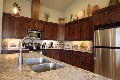 664 Nottingham Terrace, Eagle Point, OR 97524 - photo 7