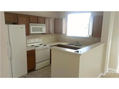 3022 Laurel Ridge Cr, Riviera Beach, FL 33404 - photo 3