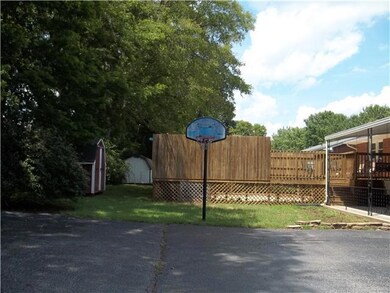 112 Burrum Dr, Shelbyville, TN 37160 - photo 4