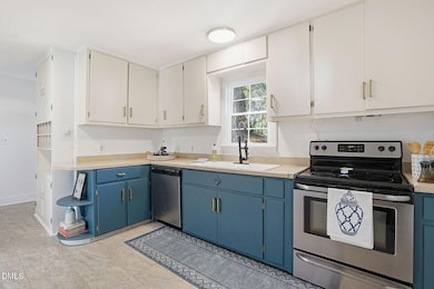 14-web-or-mls-305 N Elm St-44