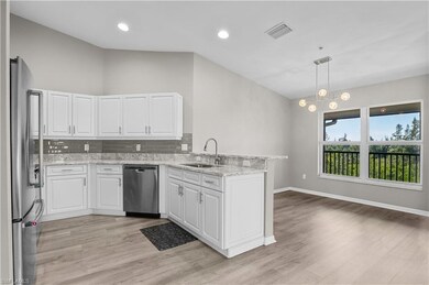 10060 Lake Cove Dr unit 301, Fort Myers, FL 33908 - photo 2