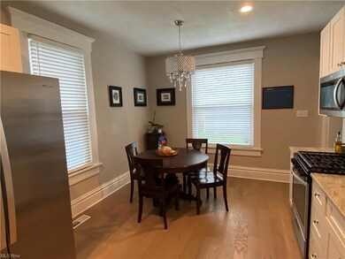641 S. 22nd eat in kitchen