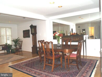 1 Bloomingdale Ct, Rockville, MD 20852 - photo 4