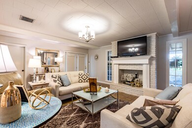 Living Room_