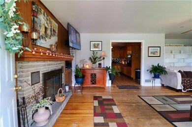 3771 Fleetwood Dr, Easton, PA 18045 - photo 5