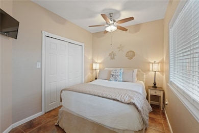 15010 Leeward Dr unit 602, Corpus Christi, TX 78418 - photo 7