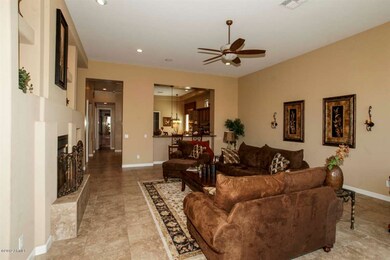 Family Room d