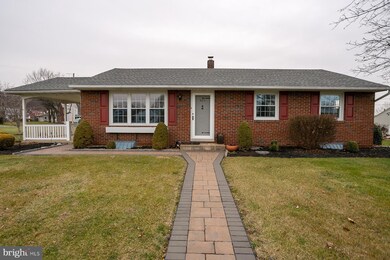 305 Reeser St, Leesport, PA 19533 - photo 2