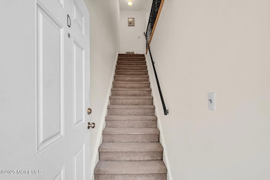 105 White St unit D, Eatontown, NJ 07724 - photo 4
