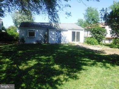 541 Logan St, Frederick, MD 21701 - photo 4