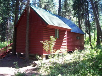 661 Earl's Rd, Cascade, ID 83611 - photo 4