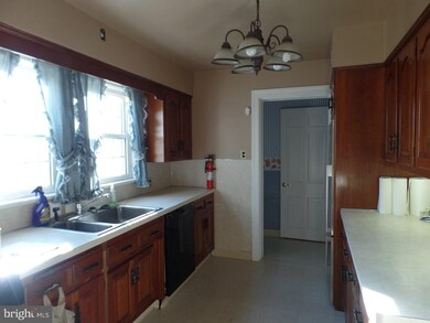 100 5th St, Paulsboro, NJ 08066 - photo 7