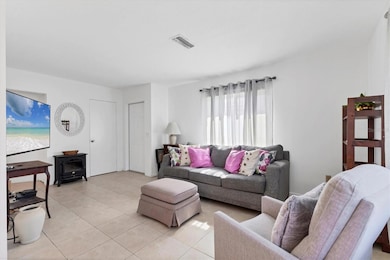 1815 Roxane Way unit 65, Sarasota, FL 34235 - photo 7