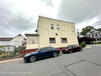 201 S Main St, Taylor, PA 18517 - photo 3