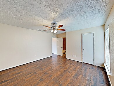 7823 Gatehouse Dr, Houston, TX 77040 - photo 7