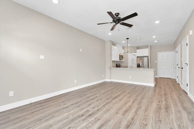 5262 Ella Blvd unit 703, Houston, TX 77018 - photo 3