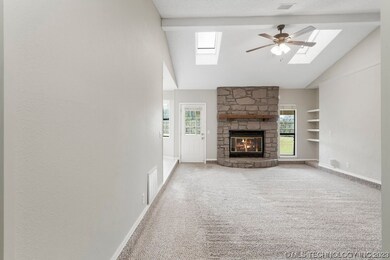 3211 S Maple Place, Broken Arrow, OK 74012 - photo 3