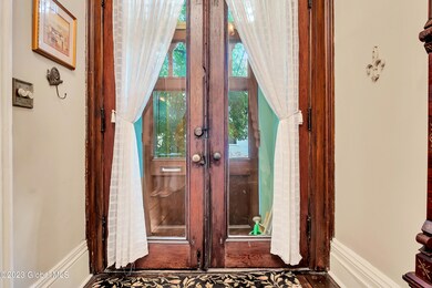 165 Lancaster St, Albany, NY 12210 - photo 4