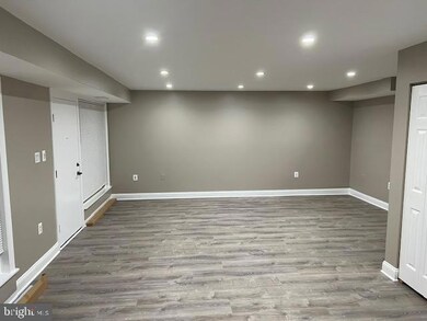 1961 Kennedy Dr unit 1961, McLean, VA 22102 - photo 4