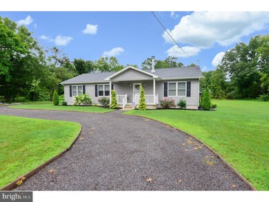 205 Myrtle Ln, Berlin, NJ 08009 - photo 2