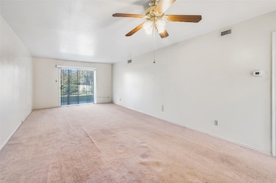 4036 Ridglea Country Club Dr unit 1006, Fort Worth, TX 76126 - photo 4