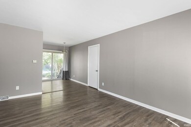 30931 Amber Dr, Granger, IN 46530 - photo 5