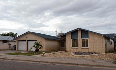 2021 Septiembre Dr, El Paso, TX 79935 - photo 2